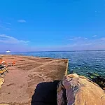 Old Pianino By The 公寓