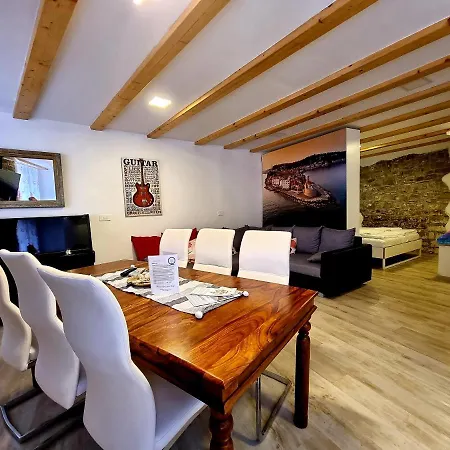 Old Pianino By The Piran