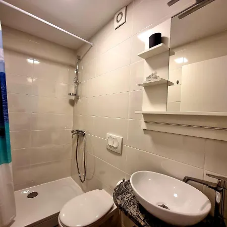 Apartament Old Pianino By The *